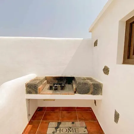 Casita Mis Chinijos Con Jacuzzi O Minipiscina La Asomada (Lanzarote)