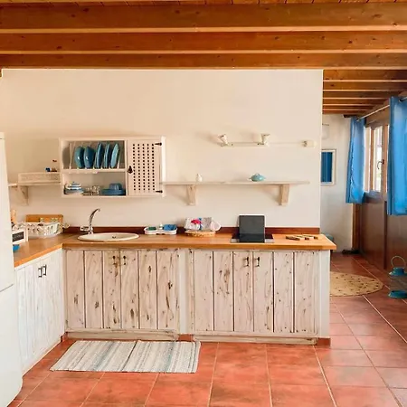 Casita Mis Chinijos Con Jacuzzi O Minipiscina * La Asomada (Lanzarote)